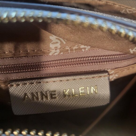 Anne Klein  mini tote NWT - Picture 5 of 9
